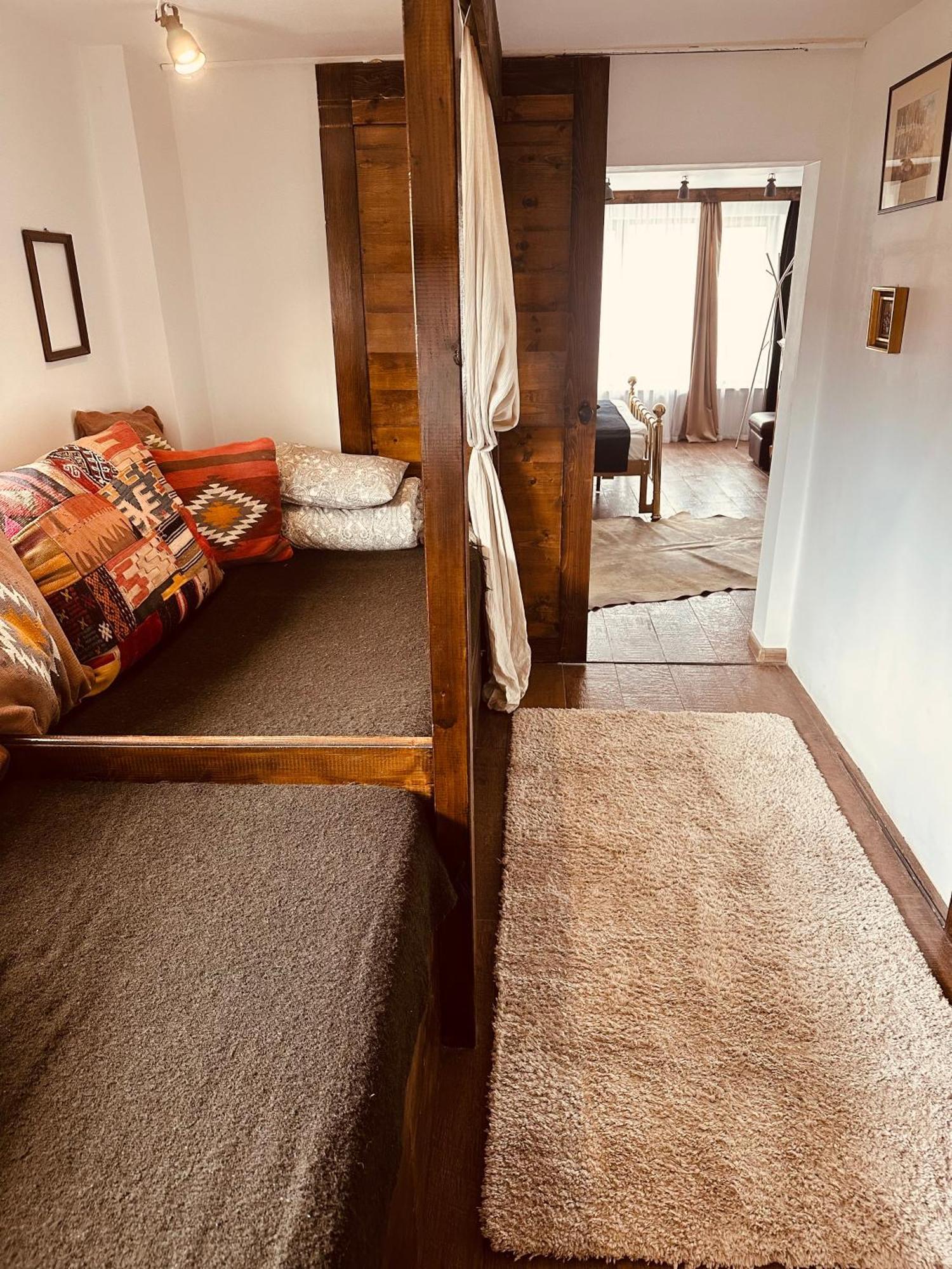 Casa Pisica Noastra Breaza (Prahova)