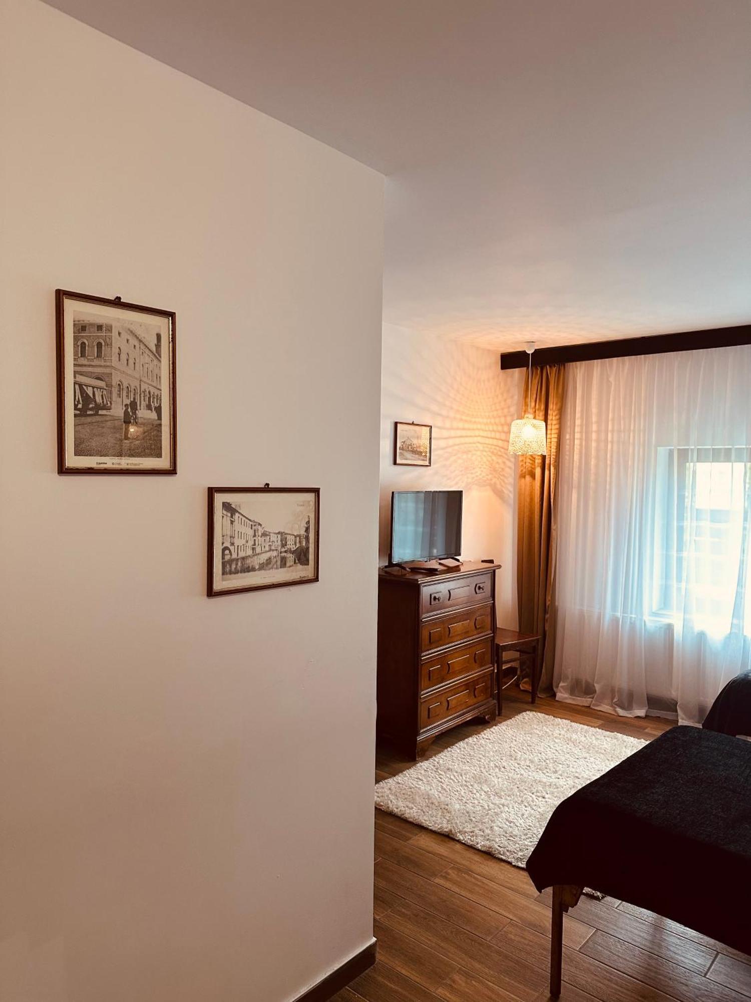 Casa Pisica Noastra Affittacamere *