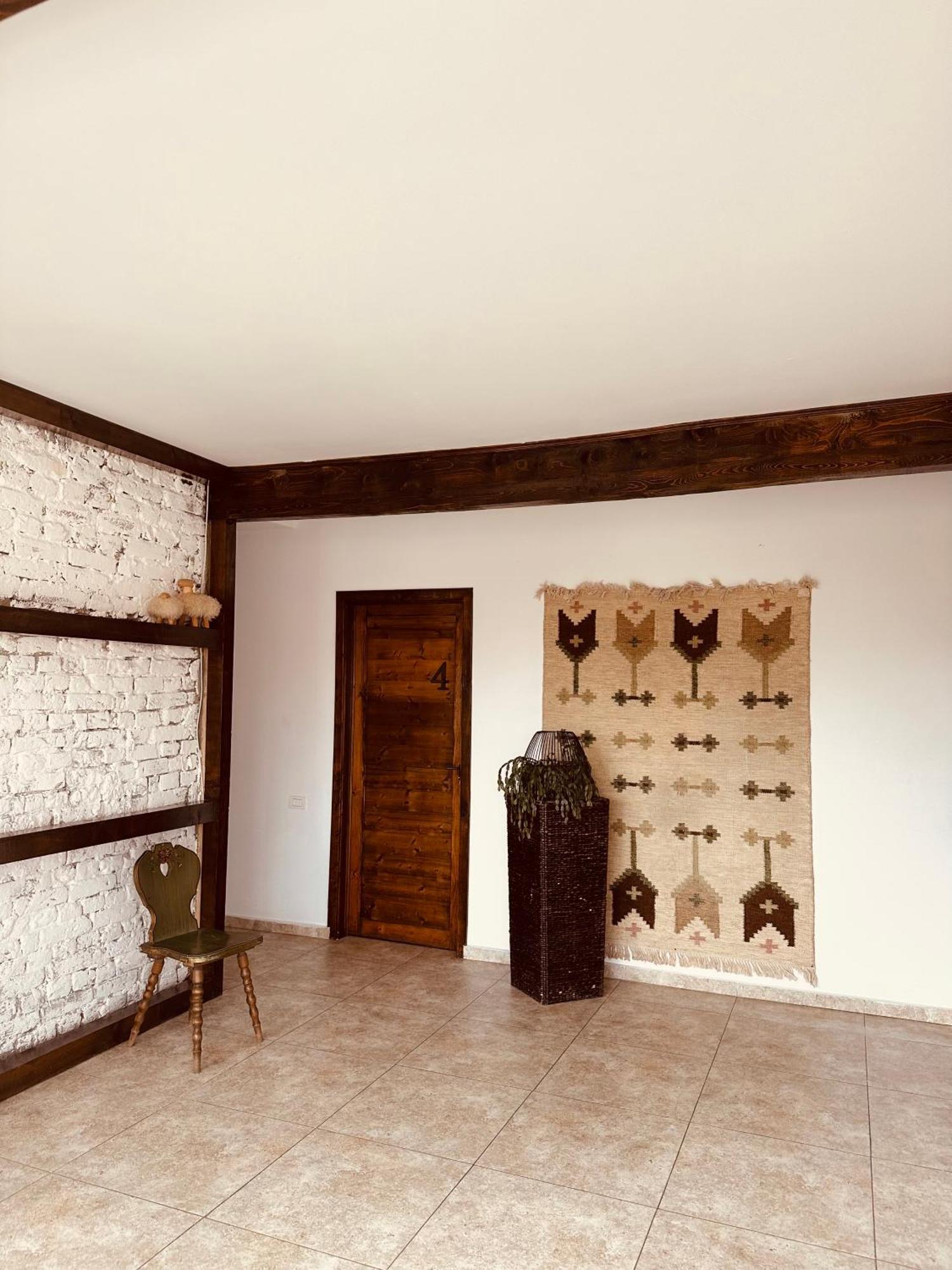 Affittacamere Casa Pisica Noastra Breaza (Prahova)